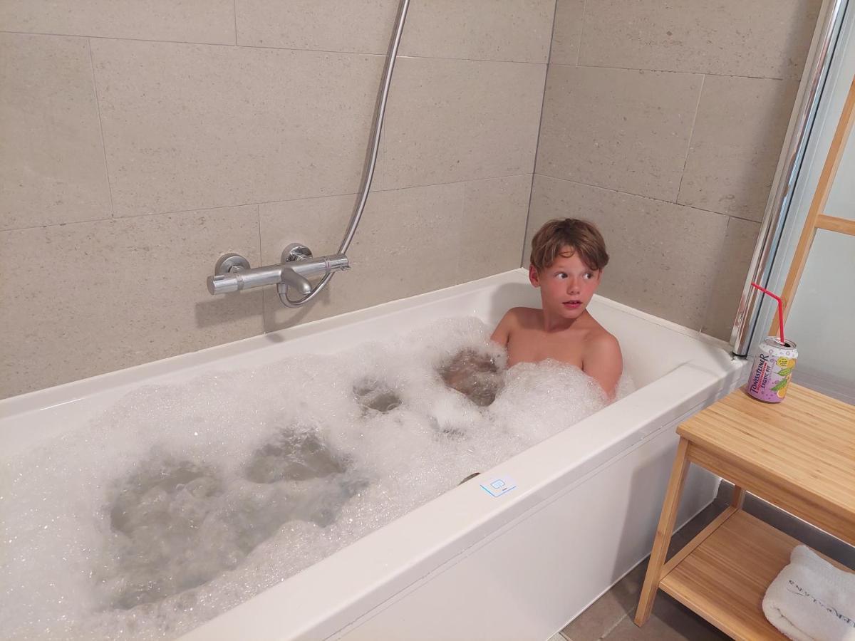 vakantiewoning Alicia met zwembad en sauna Koekelare Buitenkant foto